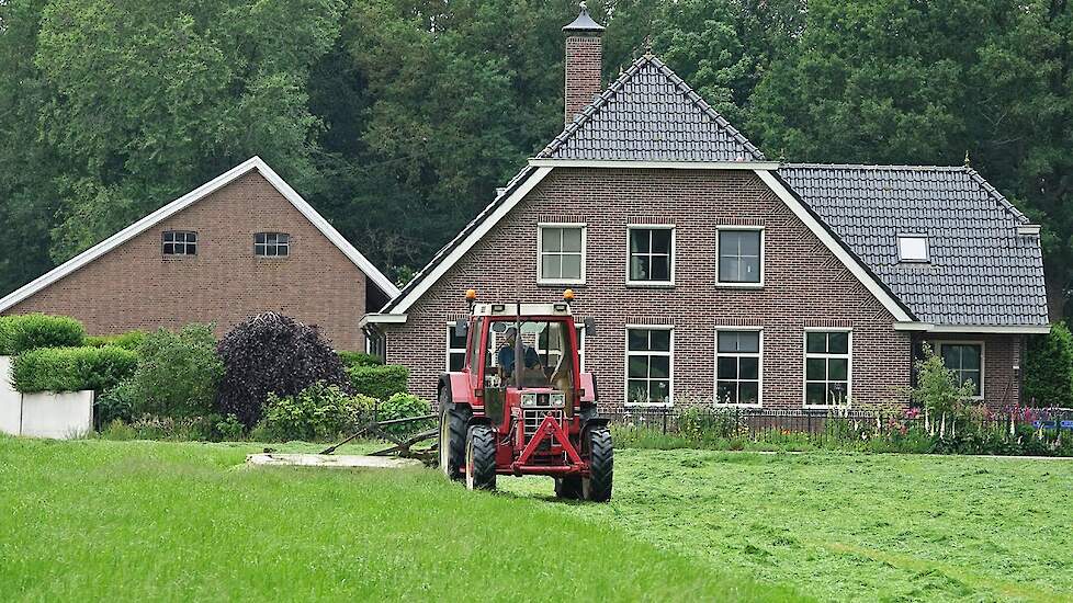 Gras maaien | Case International 845 XL + Vicon | 2022