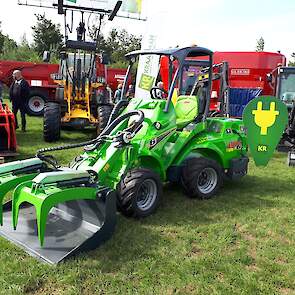 Elektrificering van materiaal neemt in de landbouw nog geen hoge vlucht. Dat heeft onder andere te maken met de beperkte capaciteit van de accu's. Logisch dat met name de kleinere machinerie eerder aan de stroom gaat. Op de ATH-beurs een heel aanbod aan s