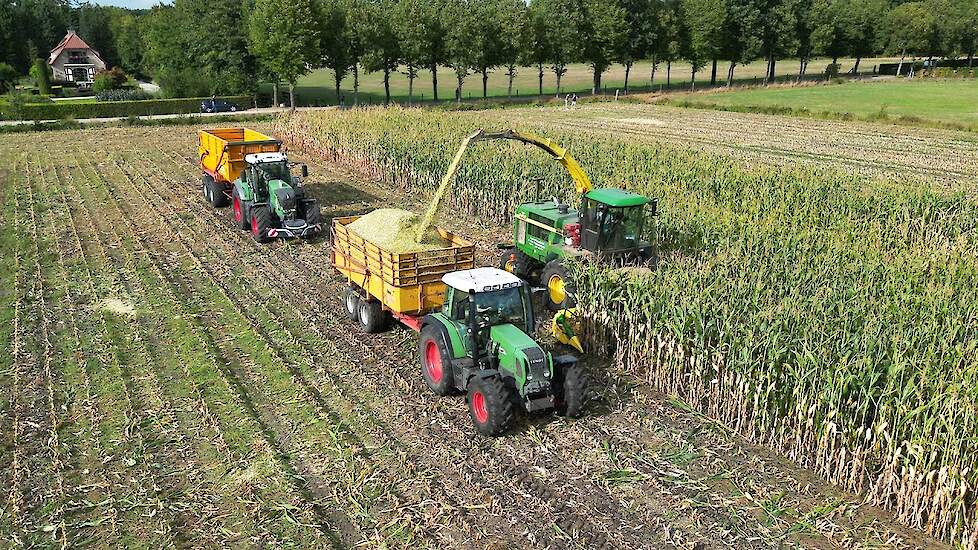 Mais Silage 2022 | John Deere 6850 + Fendt | P. van den Hardenberg