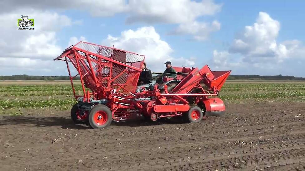 Eicher G 400 Unisuper zelfrijdende bietenrooier