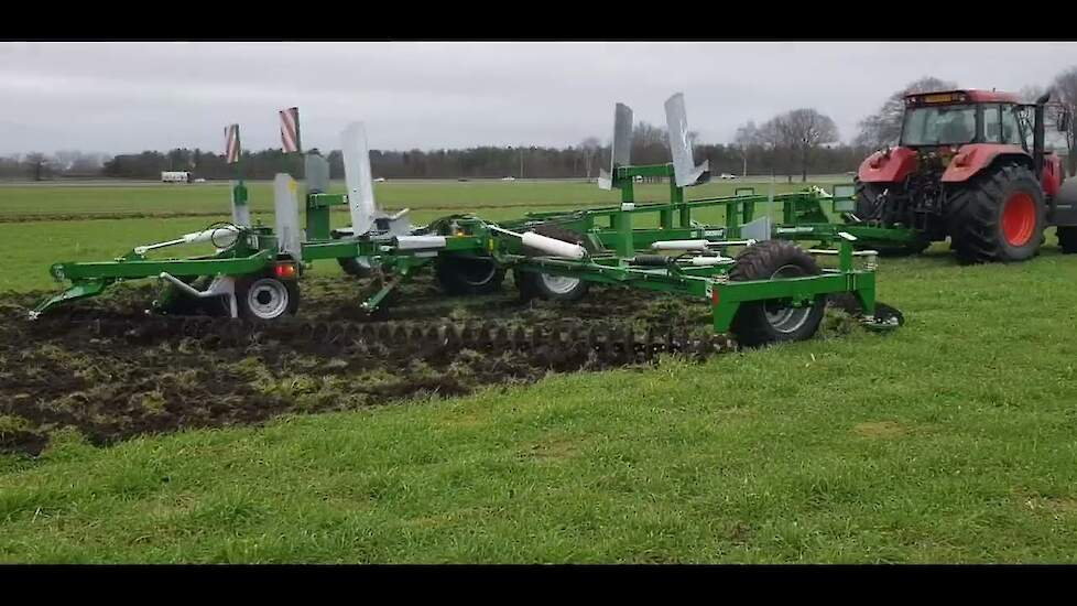 Kelly Diamond Harrow 3009 voor Loonbedrijf de Schalm in Alphen