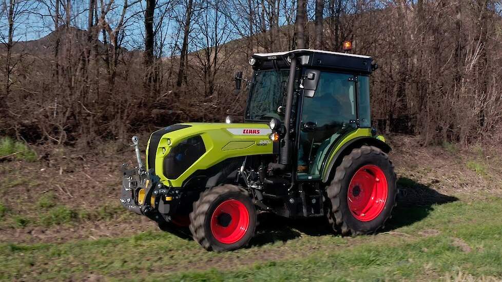 Claas Nexos 240 M nader bekeken