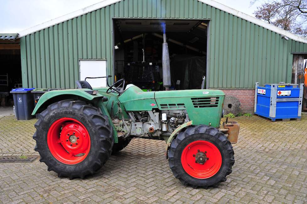 De D4006 is oorspronkelijk nieuw geleverd in Frankrijk.
