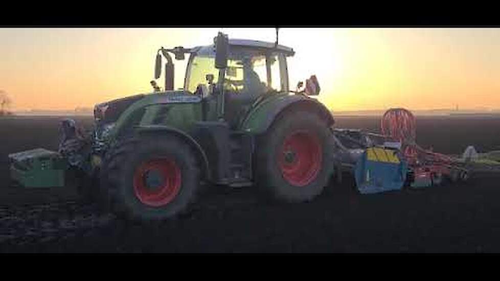 Fendt 724 met Imants spitmachine graan zaaien