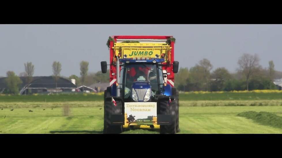New Holland T7.220 Blue Power