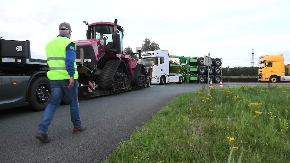 ZWAAR TRANSPORT KOMT BINNEN BIJ TRUCKSTAR FESTIVAL 2023 TT ASSEN