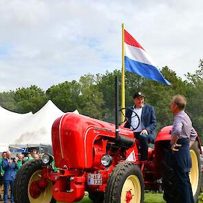 Het festival werd geopend door oud-SP-leider Emiel Roemer, tegenwoordig Gouverneur van de Koning in Limburg. De openingshandeling bestond uit het starten van de motor van de Porsche Master van Wil Fuchs, die in het julinummer van Trekkerweb ook al te zien