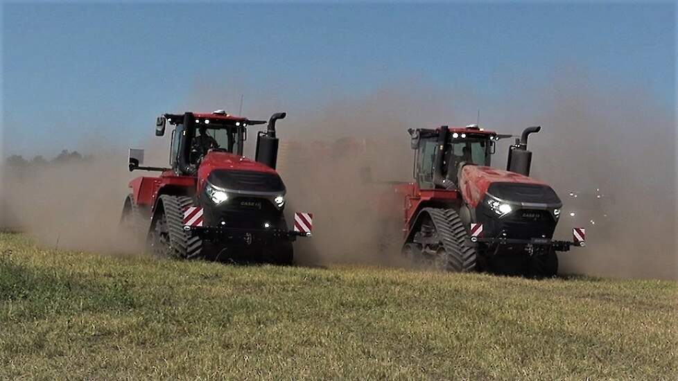 New Case-IH Quadtrac 715 in action in Oostenrijk