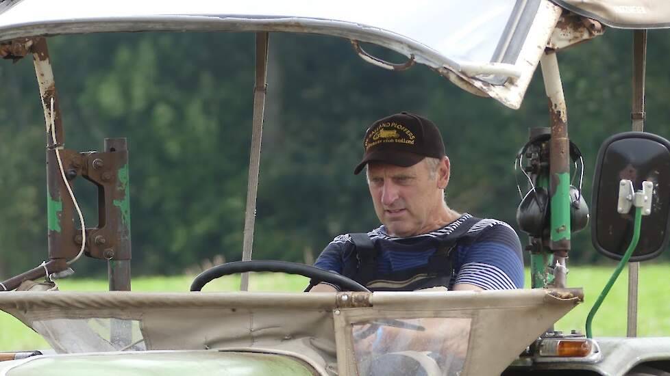 Uiterste concentratie bij het beginvoor ploegen OTMV