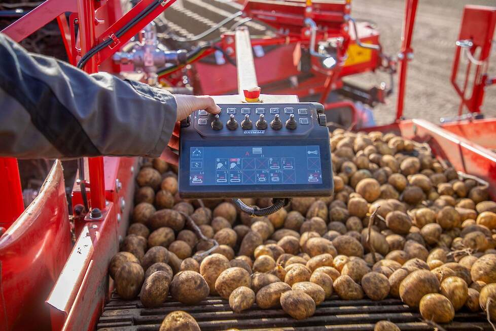 De beschermingsklassen IP65 en IP67 maken het mogelijk om hem zowel binnen als buiten te gebruiken