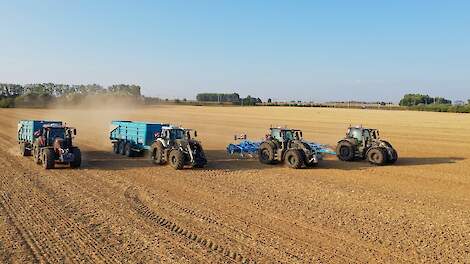 Van Pro naar Pro Valtra Q-serie 230 - 305 pk - The Beast