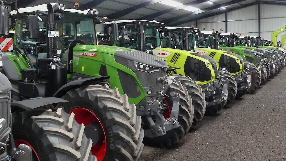 Lot of tractors XXXLandbouwtechniekdagen Agravis Technik Meppen 2024