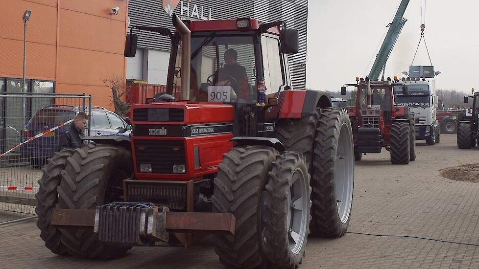 Case-IH International 1455 Red Power Indoor Tractorpulling TT Hall Assen 2018 Trekkerweb