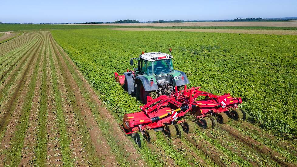 De combinatie uit de TOPPA 200 en TOPPA 600 Combi voor 6-rijig loofklappen.