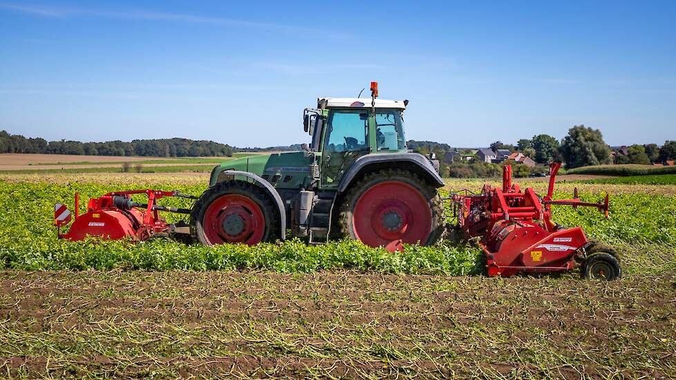 De combinatie uit de TOPPA 200 en TOPPA 600 Combi voor 6-rijig loofklappen.