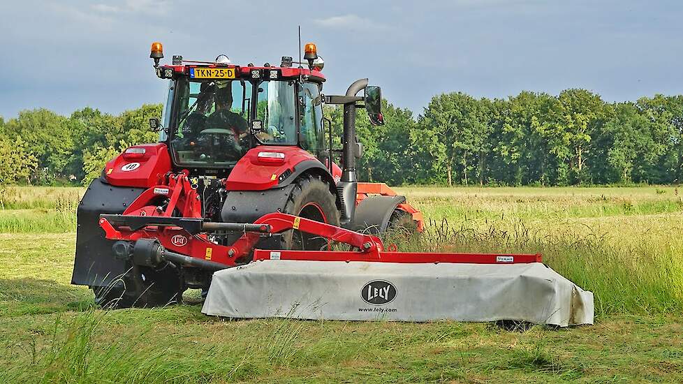 Mowing Grass | Case IH Luxxum 120 + Kuhn Splendimo | Erik van de Peppel | 2024