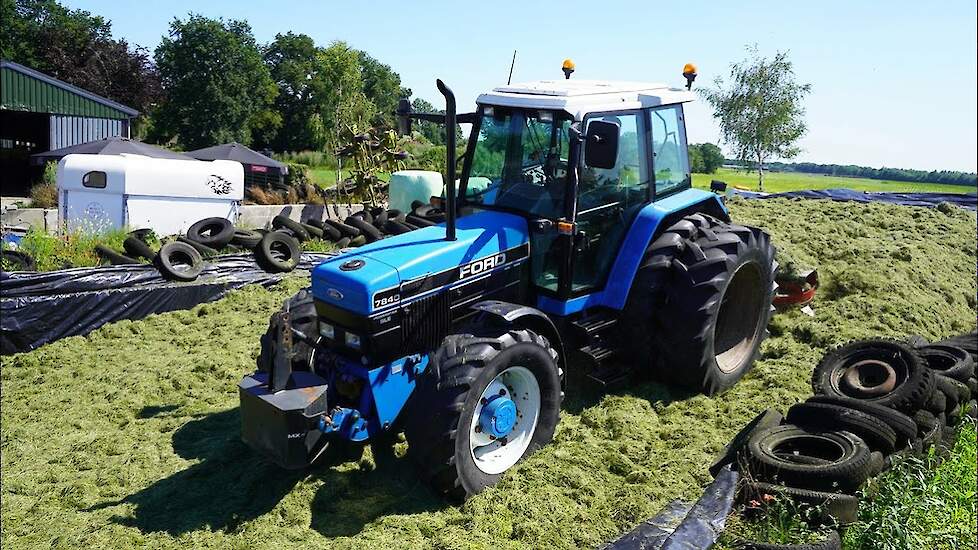 2024 | New Holland 7840 SLE + TS135A | Gras inkuilen | Vlijm Nunspeet | Grass silage