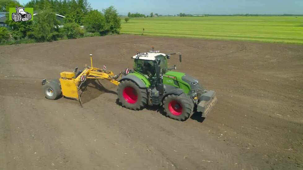 Kilveren door loonbedrijf Epema uit Ryptsjerk met hun Fendt 728 Vario ProfiPlus Gen7