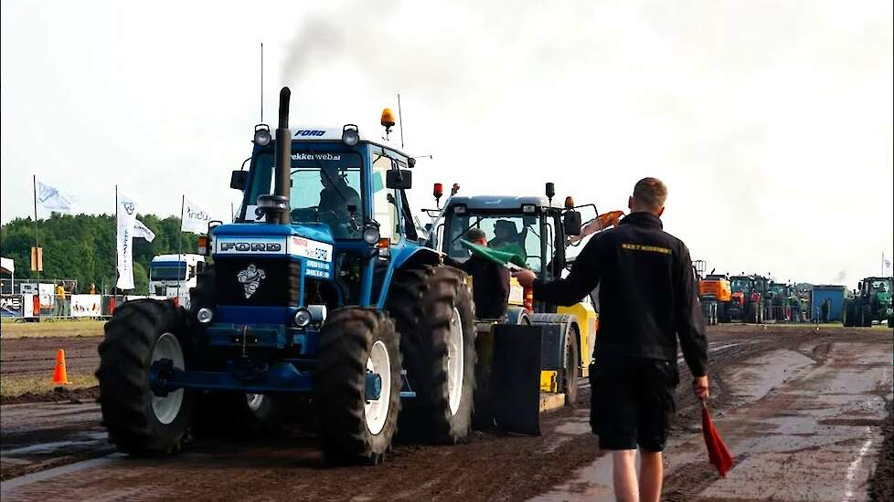 Trekkerslep Schoonbeek 2025 Ford TW 20 van Trekkerweb eerste keer in de baan