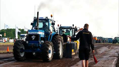 Trekkerslep Schoonbeek 2025 Ford TW 20 van Trekkerweb eerste keer in de baan