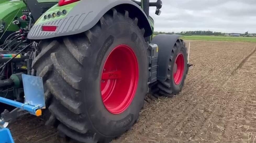 Lemken Zirkon 12 450 met speciale bedvormer
