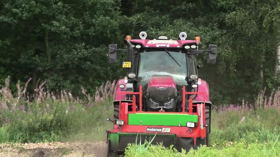UIEN ROOIEN MET CASE MAXXUM 115 CVX HOLARAS UR170