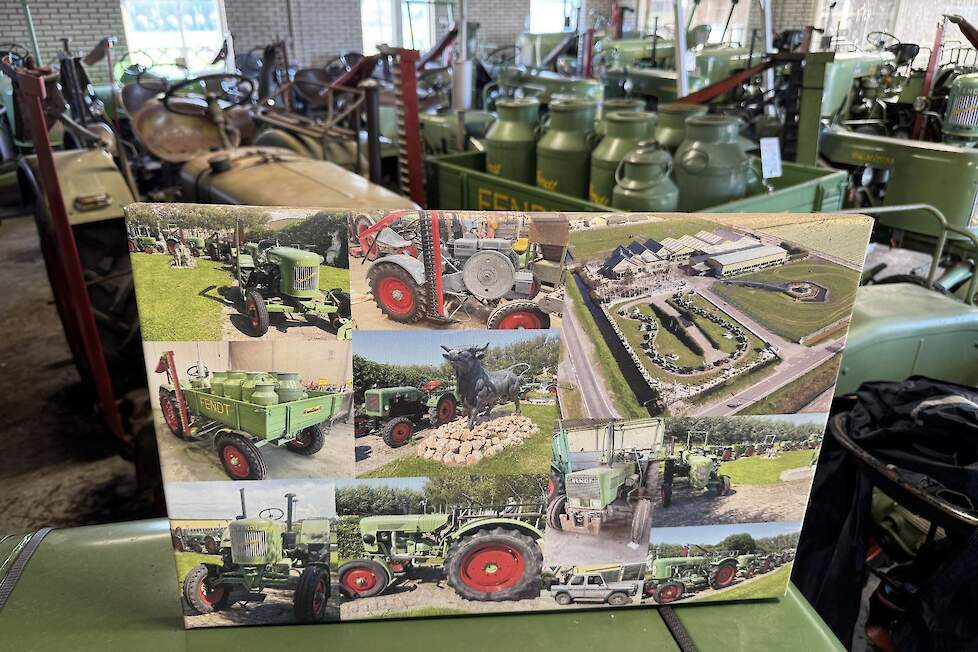 Deze fotocollage geeft een beeld van hoe de verzameling oldtimers in de zomermaanden buiten op het erf en in de tuin tentoongesteld wordt.