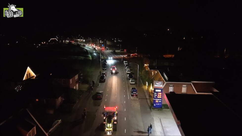 Verlichte trekkertocht in Hardenberg