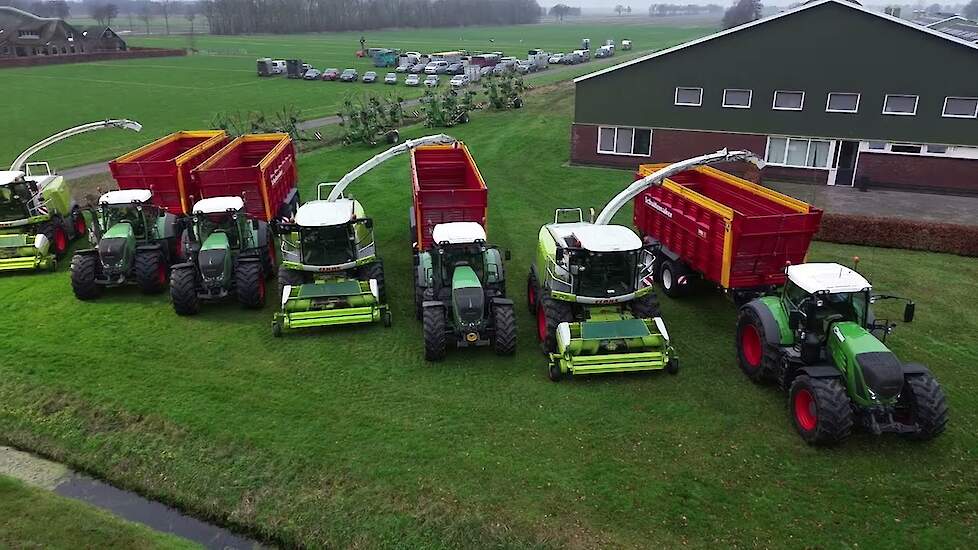 WINTERAVONDSHOW ZWH LOONBEDRIJF PIETER VAN DER LINDE MACHINEPARK 2025 CLAAS FENDT VERVAET