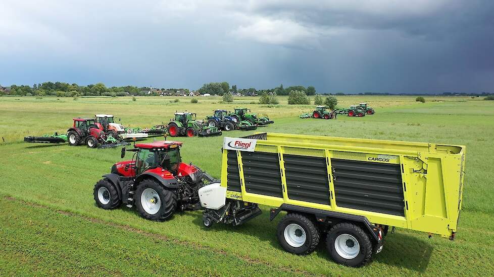 Graslanddemo met SaMASZ en Fliegl