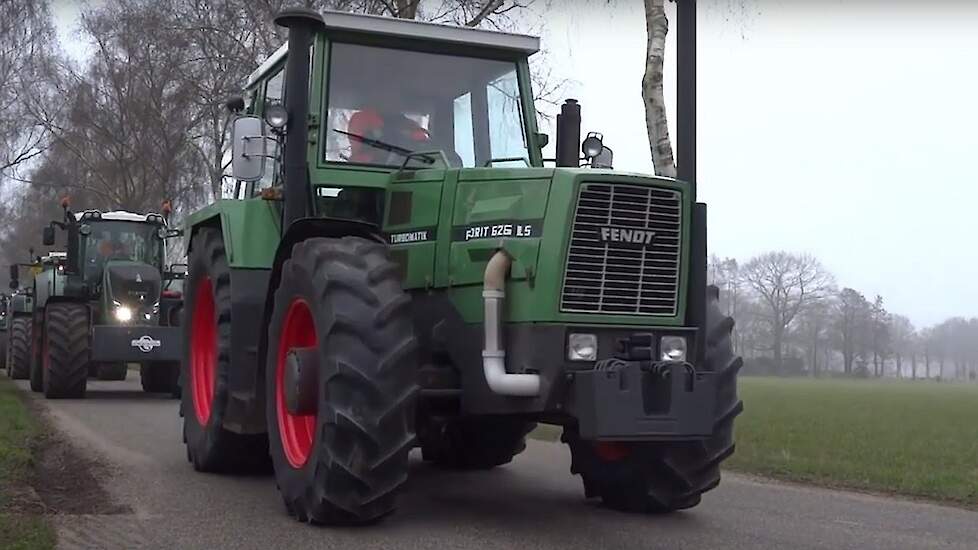 Hoftijzer LMB 40 jaar Fendt dealer Trekkerweb optocht parade