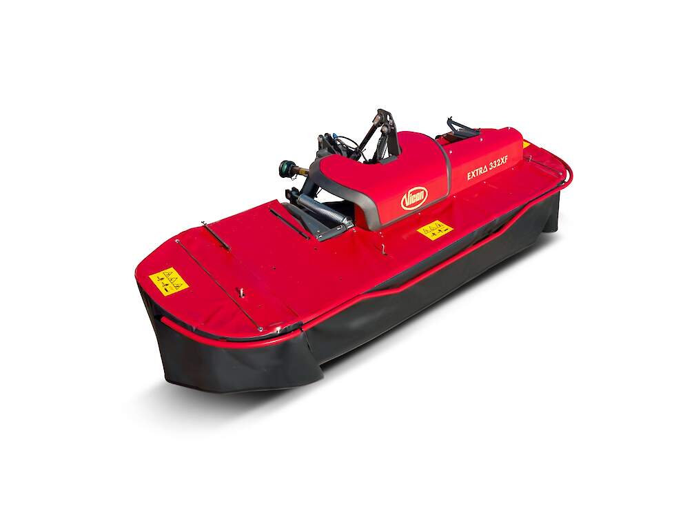 De vernieuwde XF-serie, nu verkrijgbaar in werkbreedtes van 3.2 m en 3.6 m, onderscheiden zich door de vijzel achter de maaibalk waarmee het gras direct op zwad gelegd kan worden. De maaier heeft daarnaast een nieuw design gekregen.