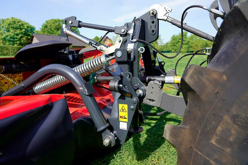 Voor het aankoppelen van de machine is nu geen extra Accordbok meer nodig, waar dit voorheen wel het geval was.