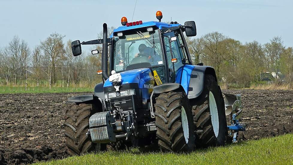 Ploughing  | Van Norel